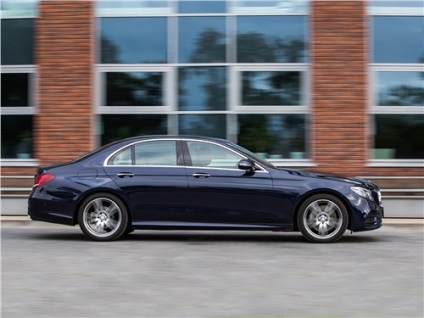 test comparativ mercedes-benz e-class, jaguar xf (test) Mercedes-Benz de referință de e-class, jaguar xf