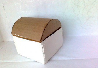 Treasure Chest - cum să facă propriile mâini din carton (lor) Treasure Chest - cum să facă propriile mâini din carton
