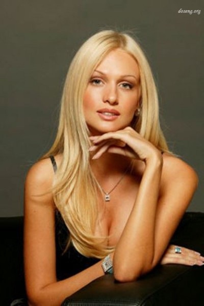 Coafuri Supericheskie Victoria Lopyreva pe colecție de fotografii păr lung (păr) Supericheskie Victoria Lopyreva coafuri pe colecție foto păr lung