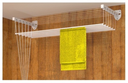 balcon uscator (uscator) uscator de rufe pe balcon
