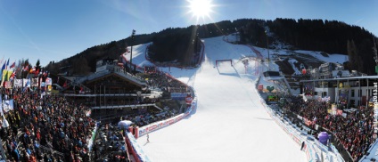 Tribune - altele () Tribune - Altele