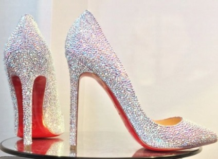 Pantofi cu cristale (59 poze) modele cu tocuri Swarovski si fara (strasuri) Pantofi cu cristale (59 poze) modele cu tocuri Swarovski si fara