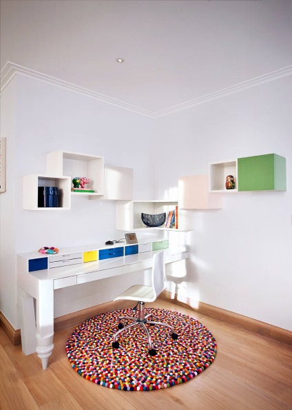 Apartament confortabil la locul de muncă lucrează cu plăcere, lucruri de interior (fotografii de interior) Apartament confortabil la locul de muncă sunt de lucru cu placere, lucruri interioare