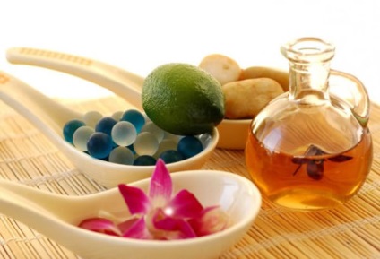 Petrolatum utilizate în produsele cosmetice (ca baze de machiaj) utilizarea vaselina în cosmetologie