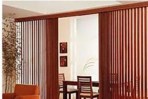 jaluzele verticale si dispozitiv de instalare (dispozitiv) Dispozitiv de jaluzele verticale și instalare