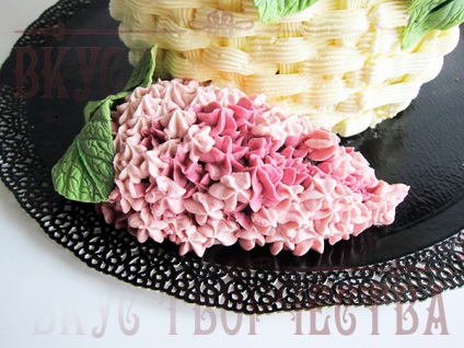 buchet tort vertical de liliac (tort) buchet tort vertical de lilacs
