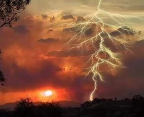 Primăvară Thunder primul (primăvara) Primăvară primul tunet