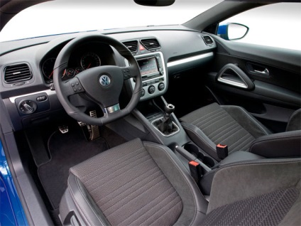 Volkswagen Scirocco - fratele de golf spectaculos (golf) Volkswagen Scirocco - fratele de golf spectaculos
