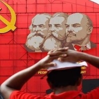 Pentru că a ucis Osama bin Laden (ucis) Pentru că a ucis Osama bin Laden