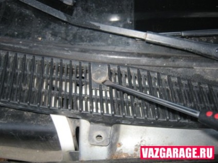 Înlocuirea filtrului de cabină, pe Lada Kalina (obligatoriu) Înlocuirea filtrului de cabină, pe Lada Kalina