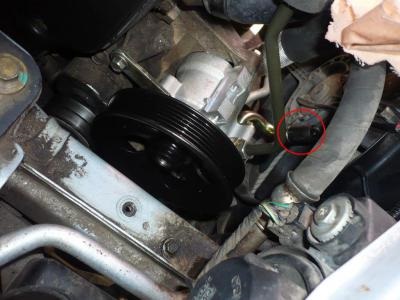 pompa de înlocuire Gur - Club chevrolet iubitorii Lacetti (partea din galeria de evacuare) pompa Gur înlocuire - iubitorii de Lacetti Club chevrolet