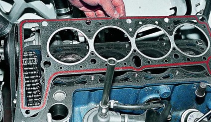 Înlocuirea garniturii chiulasei într-un motor de automobil, avtopub (înlocuire) Înlocuirea garniturii chiulasei într-un motor de automobil, avtopub