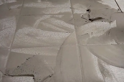 Chituire placi ceramice cu mâinile lor (tigla) Chituire placi ceramice cu mâinile lor