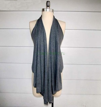 Vest de tricouri cu mâinile lor (îmbrăcăminte) Vest de tricouri cu mâinile lor