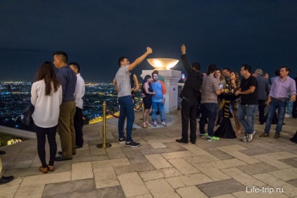 Loeb celebru hotel, unde au filmat petrecerea burlacilor film în Bangkok - 63 podea (Loeb) Loeb celebru hotel, unde au filmat un film de cerb în Bangkok - 63 etaj