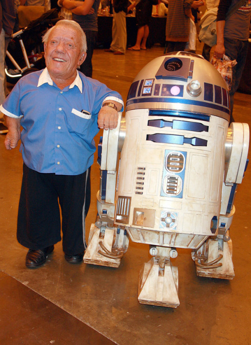 12 fapte neașteptate despre eroul fermecător 12 fapte neașteptate despre eroul fermecător „Star Wars“ Droids R2-D2