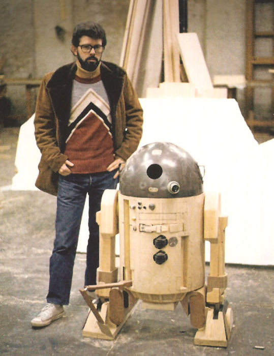 12 fapte neașteptate despre eroul fermecător 12 fapte neașteptate despre eroul fermecător „Star Wars“ Droids R2-D2