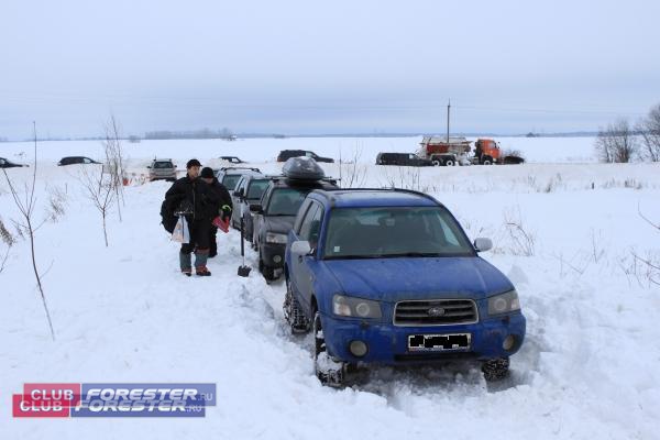 Bratari de zăpadă cu mâinile lor - anvelope și jenți - Club (care Subaru Forester urmări Loaf) Bratari de zăpadă cu mâinile lor - anvelope și roți - Club Subaru Forester