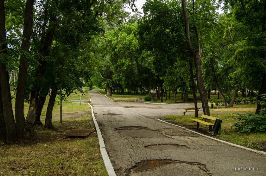 Lac albastru și denivelare de munte, regiunea Samara, regiunea Serghie (Samara) lac albastru și denivelare de munte, regiunea Samara, zona Serghie