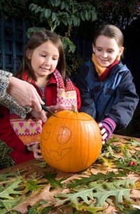 Cât de interesant și distractiv pentru a sărbători Halloween, un site pentru curioși (pentru a sărbători) Cât de interesant și distractiv pentru a sărbători Halloween, un site pentru curioși