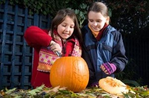 Cât de interesant și distractiv pentru a sărbători Halloween, un site pentru curioși (interesat) Cât de interesant și distractiv pentru a sărbători Halloween, un site pentru curioși