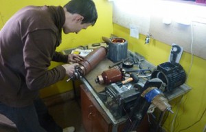 Ca acasă motor de derulare înapoi (condiții) Ca acasă cu motor înapoi