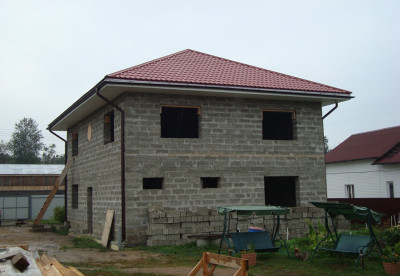 Acoperișul construcției metalice a experienței personale (instrucțiuni pas cu pas) (aerisiți spațiul acoperișului) Acoperișul construcției metalice a experienței personale (instrucțiuni pas cu pas)