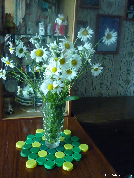 Mozaic de capace din plastic (mâner Otchumyelov) Mozaică din capace din plastic
