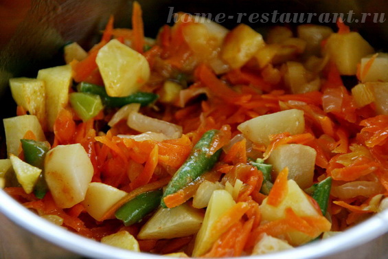 tocană de legume cu cartofi - restaurant acasă (legume) tocană de legume cu cartofi - restaurant acasă