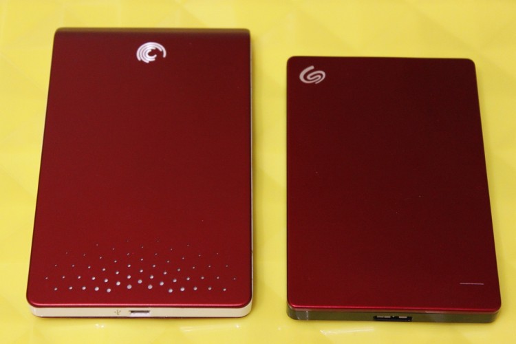 Periferice - Privire de ansamblu externe de rezervă, plus hdd seagate 2TB, experți club de dns slim (asus) Periferice - Privire de ansamblu externe de rezervă, plus hdd seagate 2TB, experți club de subțire dns