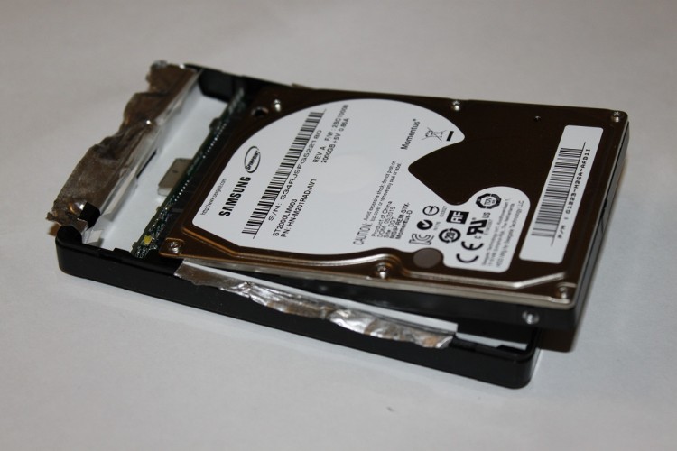 Periferice - Privire de ansamblu externă de rezervă hdd seagate 2TB plus subțire, experți club de dns (fujitsu-siemens) Periferice - Privire de ansamblu externe de rezervă, plus hdd seagate 2TB, experți club de subțire dns