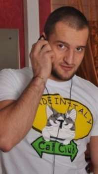 De ce Samson a părăsit proiectul care l-au ajutat în (stânga) De ce Samson a părăsit proiectul care l-au ajutat în acest