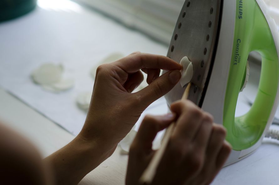 Musetelul foamirana fotografie a clasei de master, modul de a face template-uri și modele cu mâinile, video (foto) Musetelul foamirana fotografie a clasei de master, modul de a face template-uri și modele cu mâinile, video
