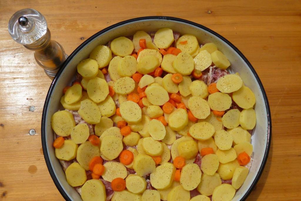 Sach (bucătăria balcanică) (vase) Sach (bucătăria balcanică)
