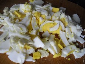 carbonat de salată și ananas (starter) Salata cu carbonat și ananas