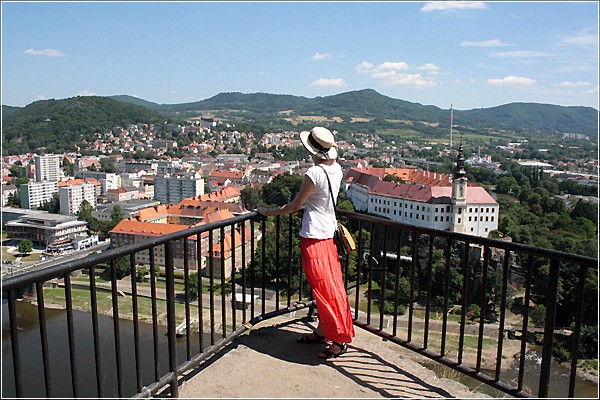 Independent de călătorie de la Praga la Decin de atracții de tren, indicații de orientare fotografii (independent de călătorie de la Praga la Decin cu trenul: Atracții) Independent de călătorie de la Praga la Decin cu trenul atracții, indicații de orientare, fotografii