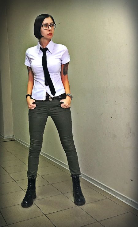 Din ceea ce sa poarte pantaloni kaki, istoria de branduri, magazine, reduceri (uzura) Din ceea ce sa poarte pantaloni kaki, istoria branduri, magazine, reduceri