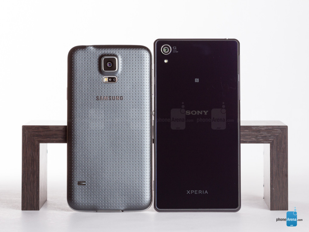 Compararea Samsung Galaxy S5 și z2 Sony Xperia alege un smartphone