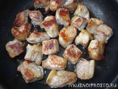 Carne de porc în smântână - un pas cu pas reteta cu fotografii, și delicioase și doar (carne de porc fiert) Carne de porc în smântână - un pas cu pas reteta cu fotografii, și delicioase și simplu