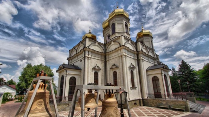 Temple în onoarea Fecioarei din Kazan Poveștile noastre, fotografii, Arhitecti