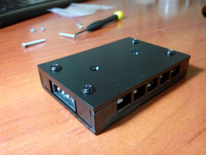 Negru și alb - unitate de sistem Modding (alb) Alb-negru - unitate de sistem modding
