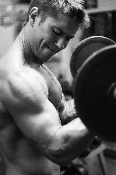 Culturism sau Powerlifting () (bodybuilding Powerlifting alege) Culturismul sau haltere ()