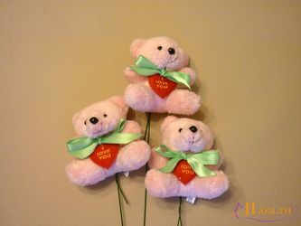 Bomboane stau cu mâinile lor (lor) Buchet de dulciuri cu mâinile sale