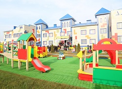 Care este diferența dintre pepiniere comerciale bebiklad publice (diferite) Care este diferența dintre pepiniere comerciale bebiklad publice