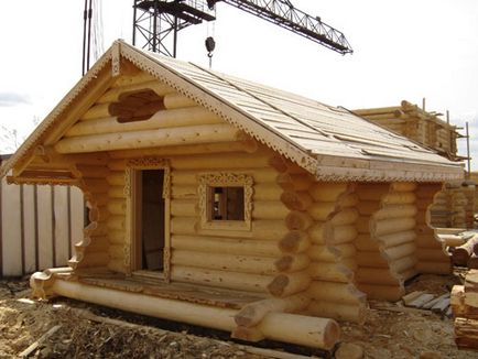 Fanta de reparat în casa din lemn (fantă) Fanta de reparat în casa din lemn
