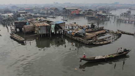 Negru Veneția (Orase Lagos Makoko- Water) negru Veneția