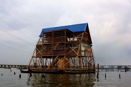 Negru Veneția (Lagos Makoko- Town Water) negru Veneția