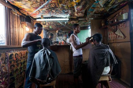 Negru Veneția (Orase Lagos Makoko- Water) negru Veneția