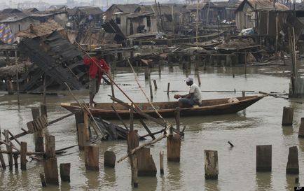 Negru Veneția (Lagos Makoko- Water) negru Veneția