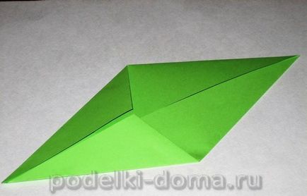Iris flori din hartie (origami), o cutie de idei și ateliere (origami) Iris flori din hartie (origami), o cutie de idei și ateliere